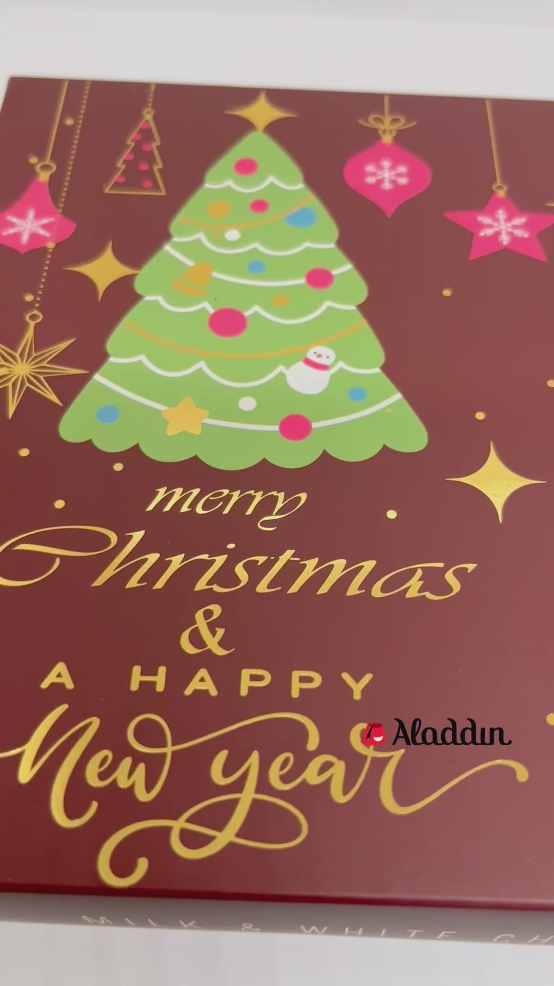 Ema Chocolademelk en Witte Chocoladetruffels met Sinaasappelroomvulling - Vrolijk Kerstfeest Doos - 250g