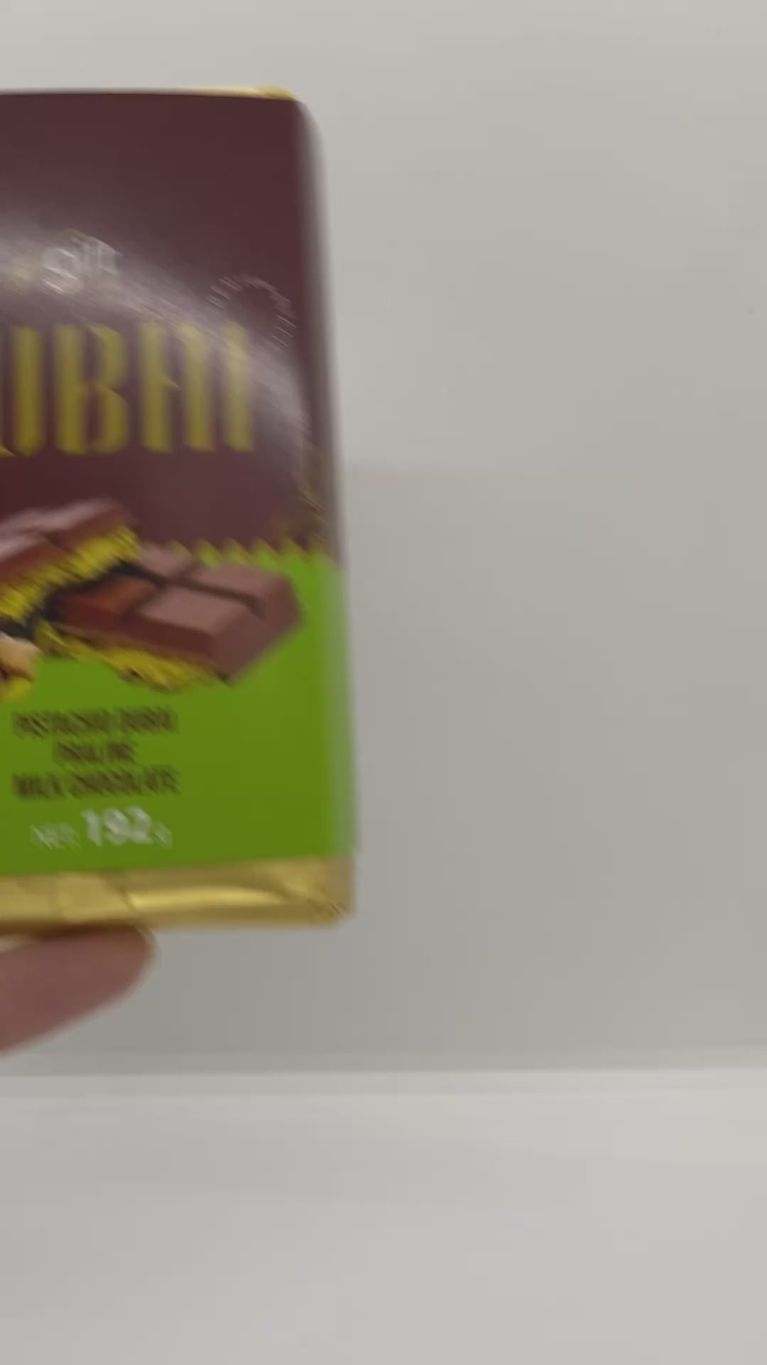 V-Gift Pistache Praliné Dubai Chocoladereep – Knapperige & Notige Verwennerij 192g